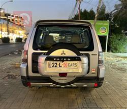 ميتسوبيشي باجيرو